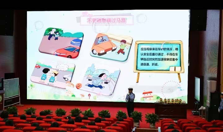 f9e5ef79fc228e208f9b15daccedcc9.jpg