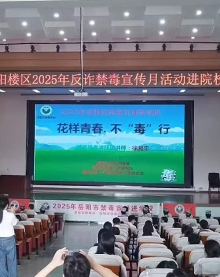 4d129e9e2cc203bc9bda8c61b8bc163.jpg
